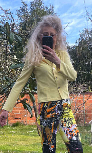 Veste Angie Pretty Woman jaune. Crêpe polyester viscose. Stretch