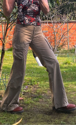 Pantalon Baggy. Popeline steppe. Coton marron clair. Look safari