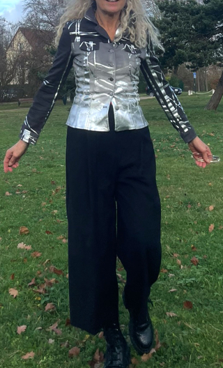 Veste Georgia. Gréments argent. Coton stretch imprimé, non doublée