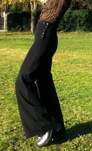 Pantalon Tango. Black Chic Noir. Pantalon à pont flare, stretch, revers