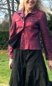 Veste Georgia. Glam. Rouge. Denim enduction lurex. Femme petite menue