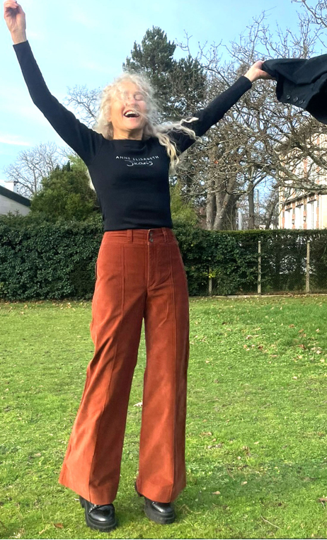  Pantalon Les Platters. Noisette. Velours Coton stretch, Pat d'eph