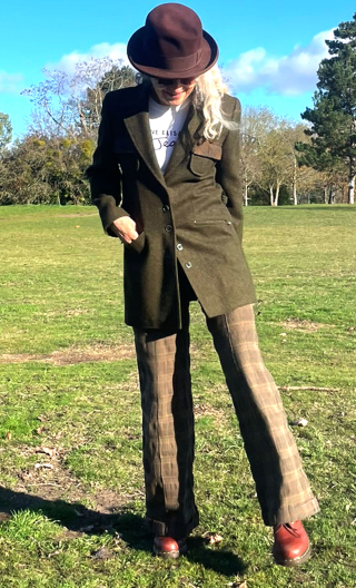  Veste Connemara. Tweed vert. 7/8ème, laine. Fabrication française