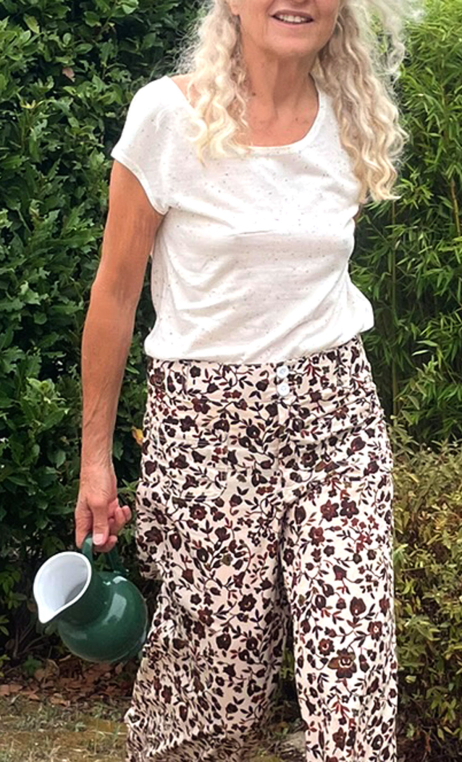 Top Arp. Coco. Jersey coton blanc cassé. Sans manche, loose