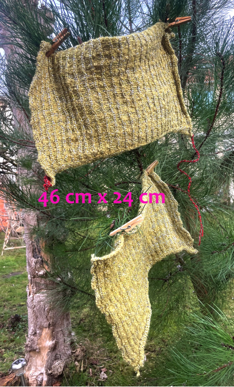 Manchons ou col. Pistache. Laine mélangée lurex, bandes tricotées