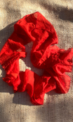 Volant rouge, décoration textile 