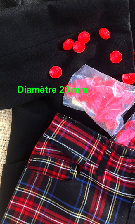 Boutons ancre rouge. Petits, métal, manteau, mercerie