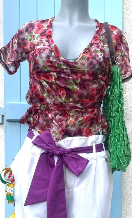 Cache-coeur. Toscane, manches courtes, mousseline soie imprimée fleurs