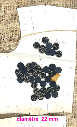 Boutons striés noir ivoire