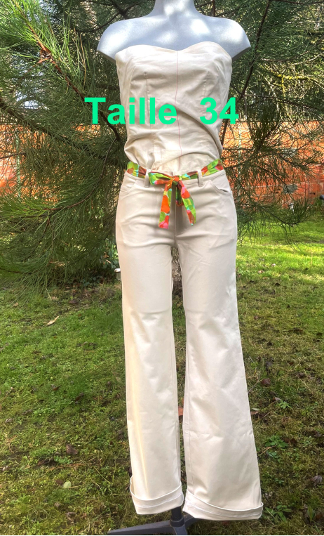 Pantalon Saxo. Mastic Camouflage. Jean 5-poches, coton stretch, droit