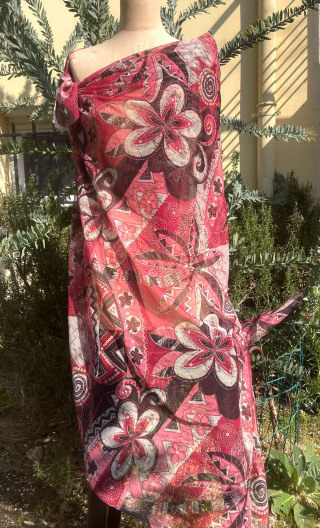 Coupon. Résille. Ethnique framboise et choco. Textile couture