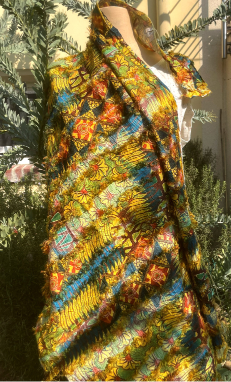 Coupon. Reine de Sabaa. Anis, imprimé fleurs. Couture, textile