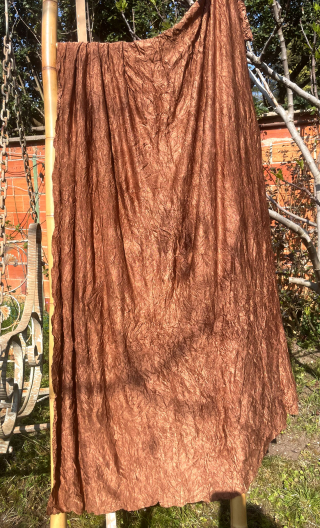 Coupon. Jersey crash cognac froissé. Textile, couture