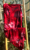 Coupon. Jersey. Opéra. Viscose imprimée rouge. Tissu, couture