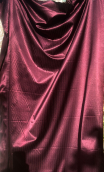 Coupon. Satin bordeaux rayé. Jacquard couture