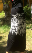 aa Jupe jersey noire. Frise blanche - 1