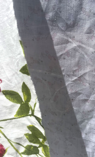 Tirelle. Guirlande de roses roses