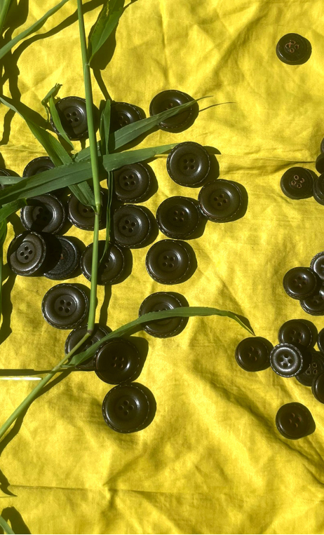 Boutons cuir vert 25 mm - 1