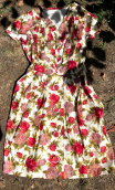 Robe V plissé fleuri roses. Collection privée - 4