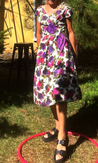Robe roses et papillon violet. Collection privée - 4