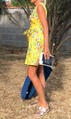 a a Robe fleurie jaune. Collection privée - 1