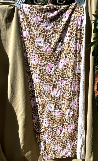 Tirelle. Jersey animalier fleuri rose - 1