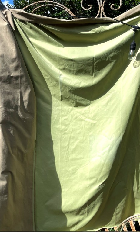 Coupon 1,50 m. Satin amande envers beige - 1