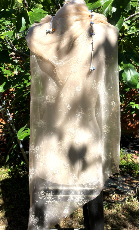 Coupon 120X130. Tulle champagne. Fleur flockée - 2