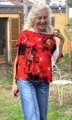 Coup de cadre Red bloom sur jersey viscose - 2