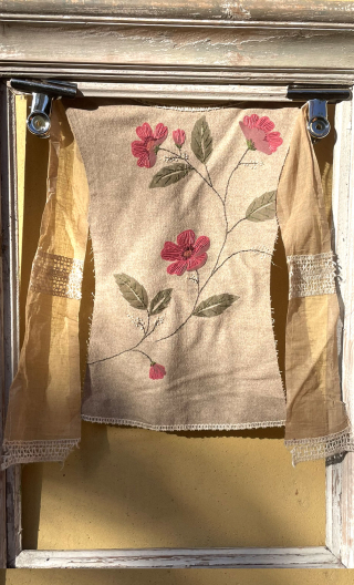 Pull laine camel et broderie. Maquette - 1